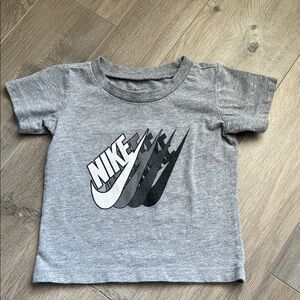 Nike Kids Gray Graphic T-Shirt
